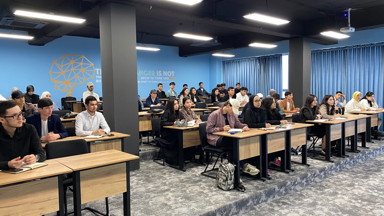 Uni minatka berishga kondiradi